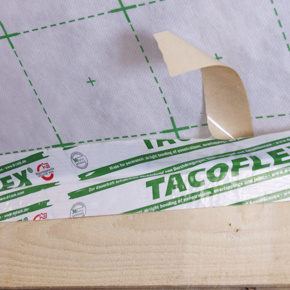 TACOFLEX® geschlitztes Folienklebeband für Eck- und Dachfensteranschlüsse